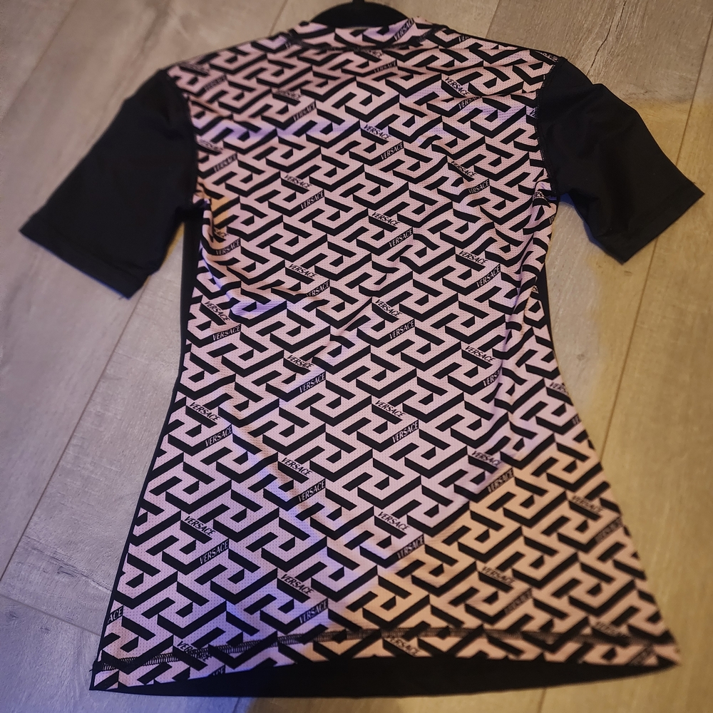 Versace Top - Picture 5 of 6